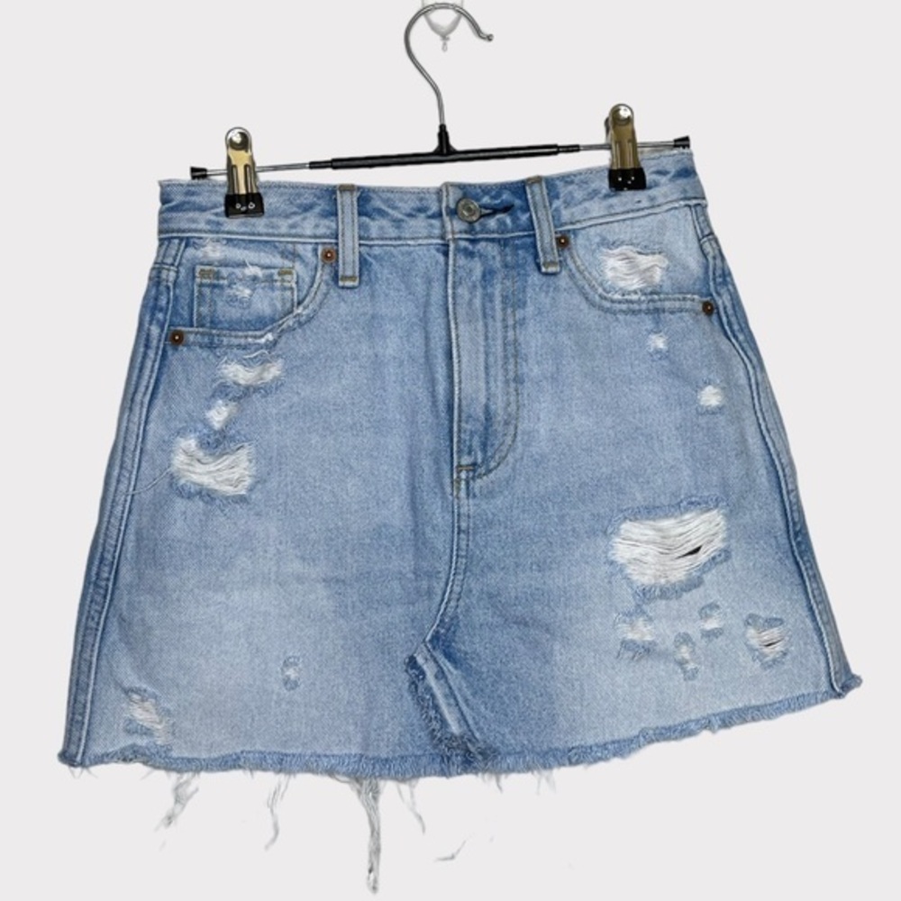 Abercrombie and Fitch Short Denim A Line Skirt Light Wash Distressed Waist 24 XS